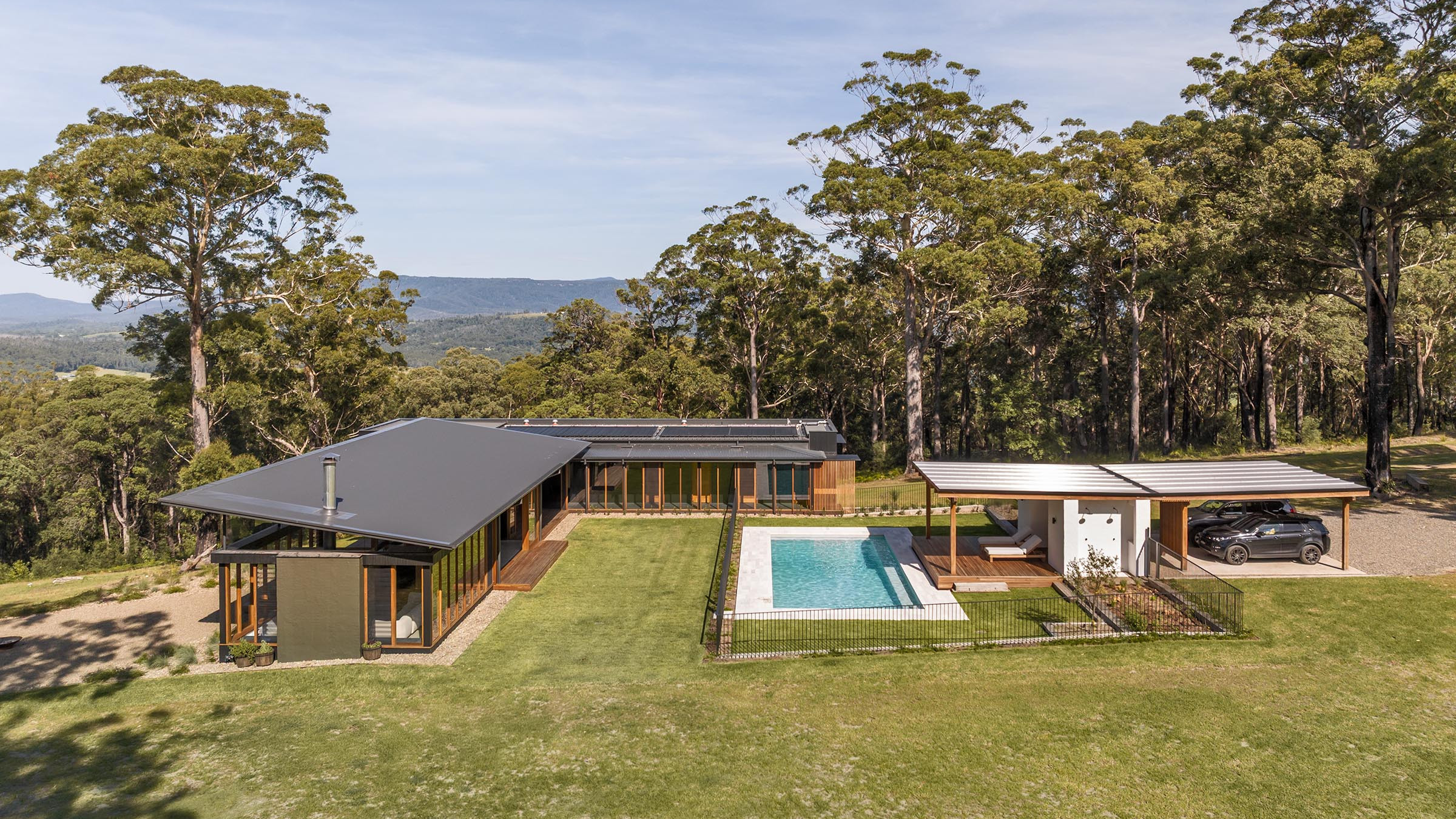 Bendalong Residence by Tony Freeman Architects Architectural Photography by Murray Fredericks